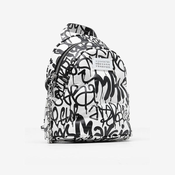 メゾンマルジェラ リュック M◆Glam Slam ミニ 偽物 S56WA0014P0597H1527